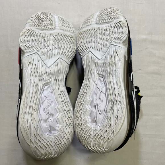 Nike LeBron XVII Low Multi-color CD5007 002 Men's Size 6.5, Women’s 8.5. - Picture 6 of 10